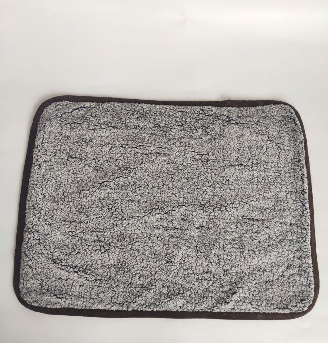 Pet Blanket for Cats and Dogs Two-Tone Fleece Nap Mat S to XL
